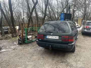 Авто Volkswagen Passat Variant 1996 № 8472318