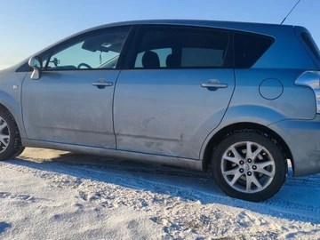 Авто Toyota Corolla Verso 2008 № 8472387