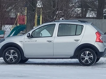 Авто Dacia Sandero 2009 № 8472393