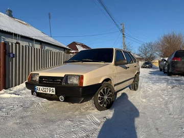 Авто ВАЗ 2109 1990 № 8472418