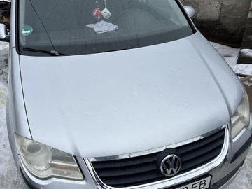 Авто Volkswagen Touran 2007 № 8472508