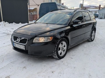 Авто Volvo V50 2011 № 8472612