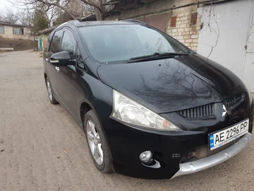 Авто Mitsubishi Grandis 2010 № 8472632