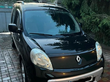 Авто Renault Kangoo Passenger 2010 № 8472654