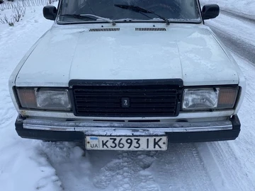 Авто ВАЗ 2107 1992 № 8472710