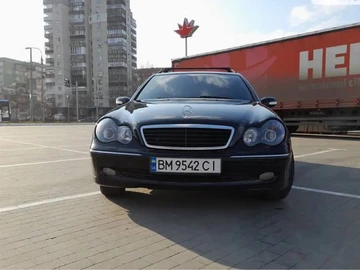 Авто Mercedes Mb 2003 № 8472897