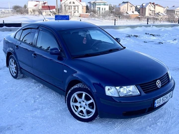 Авто Volkswagen Passat Sedan 2000 № 8473503