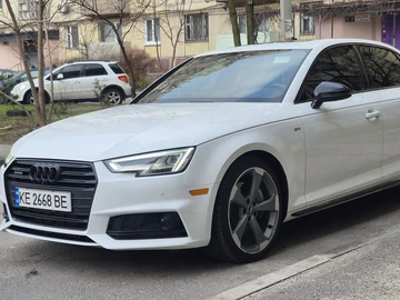 Авто Audi A4 2017 № 8473599