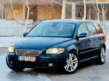 Авто Volvo V50 2005 № 8473722