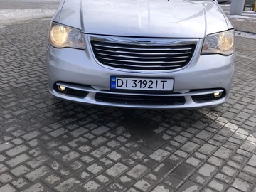Авто Chrysler Town Country 2013 № 8473746