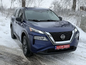 Авто Nissan Rogue 2023 № 8473852