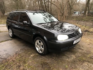 Авто Volkswagen Golf 2001 № 8473925