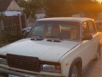 Авто ВАЗ 2107 1996 № 8474196
