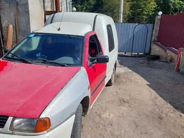 Авто Volkswagen Caddy 2000 № 8474202