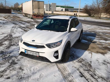 Авто KIA Stonic 2018 № 8474210