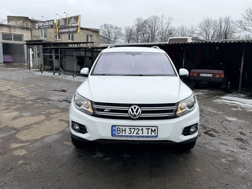 Авто Volkswagen Tiguan 2015 № 8474362