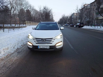 Авто Hyundai Santa Fe 2013 № 8474524
