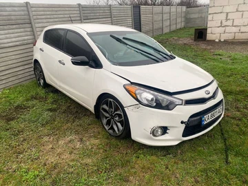 Авто KIA Cerato Forte  2015 № 8474534