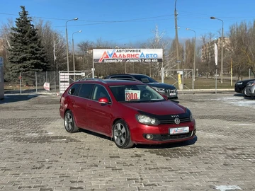 Авто Volkswagen Golf 2010 № 8474791