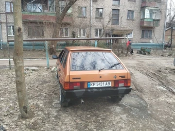 Авто ВАЗ 2109 1999 № 8475007