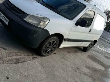 Авто Peugeot Partner 2007 № 8475016