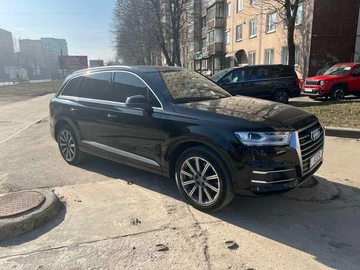 Авто Audi Q7 2017 № 8475079