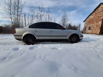 Авто Volkswagen Passat Sedan 1997 № 8475182