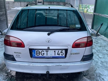 Авто Toyota Avensis 2000 № 8475187