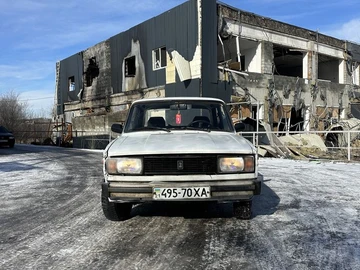 Авто ВАЗ 2105 1999 № 8475198