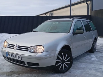 Авто Volkswagen Golf 2001 № 8475324