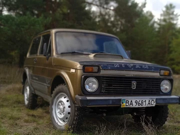 Авто ВАЗ 2121 1990 № 8475352
