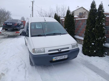 Авто Peugeot Expert 2000 № 8475550
