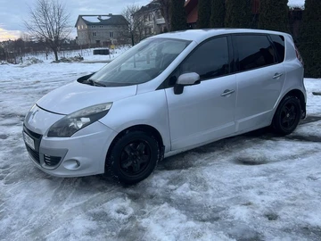 Авто Renault Scenic Iii 2011 № 8476163