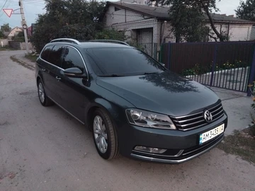 Авто Volkswagen Passat Variant 2013 № 8476212