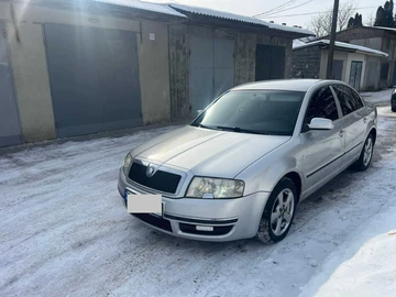 Авто Skoda Superb 2005 № 8476214