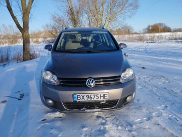 Авто Volkswagen Golf Plus 2009 № 8476293