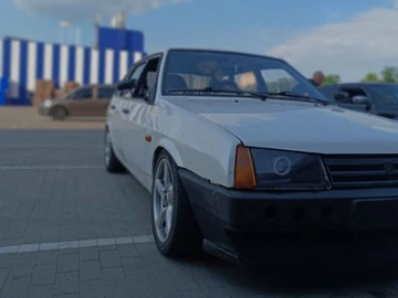 Авто ВАЗ 2109 1987 № 8476488