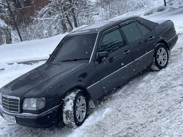 Авто Mercedes W124 1994 № 8476518