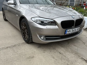 Авто BMW 5 Серия 2012 № 8476667