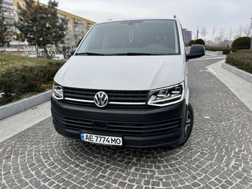 Авто Volkswagen Transporter 2019 № 8476672