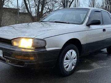 Авто Toyota Camry 1993 № 8476727