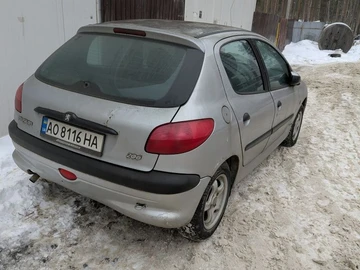 Авто Peugeot 206 2000 № 8476798