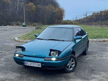 Авто Mazda 323 1992 № 8476820