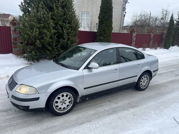 Авто Volkswagen Passat Variant 2004 № 8477163