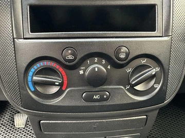 Авто Chevrolet Aveo 2007 № 8477384
