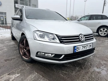 Авто Volkswagen Passat Variant 2011 № 8477390