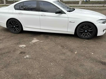 Авто BMW 5 Серия 2013 № 8477400