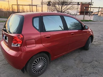 Авто Chevrolet Aveo 2005 № 8477548