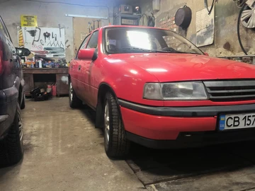 Авто Opel Vectra 1992 № 8477550