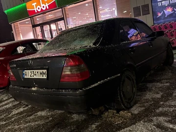 Авто Mercedes 220 1993 № 8477845